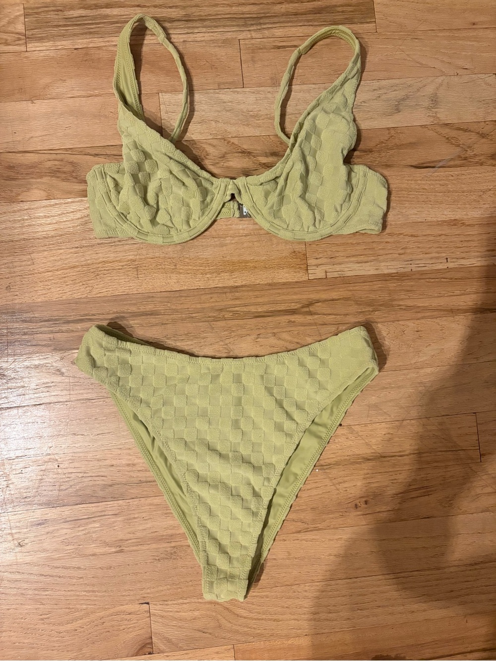 TJ SWIM Underwire Textured Lime Green Women's Bikini Set